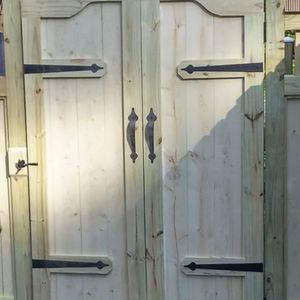 Meet your Posher, Chaz